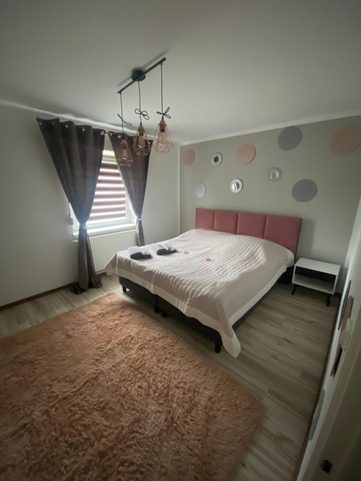 Apartamenty Ciukaj Paczkow Exterior photo